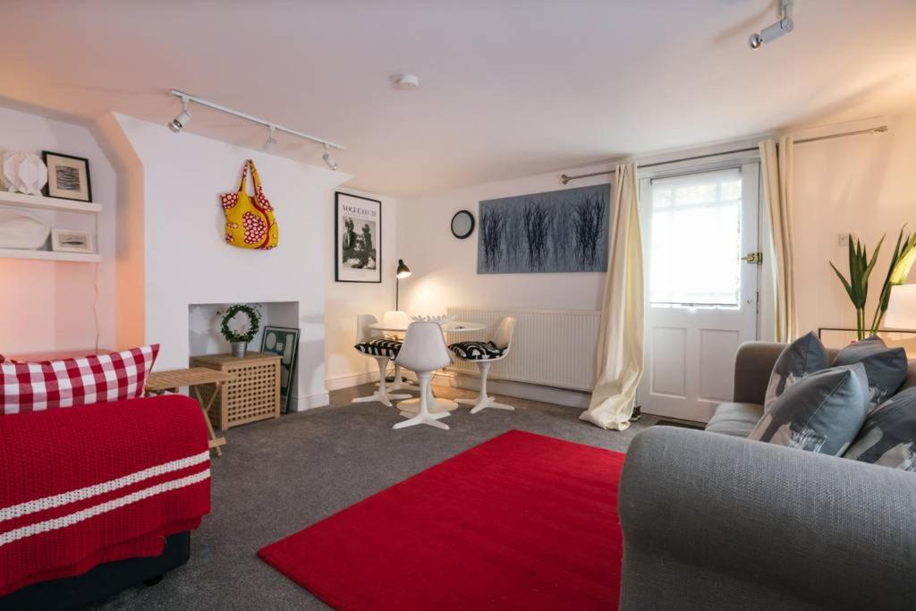 Mayfield Road Apartment - Housity