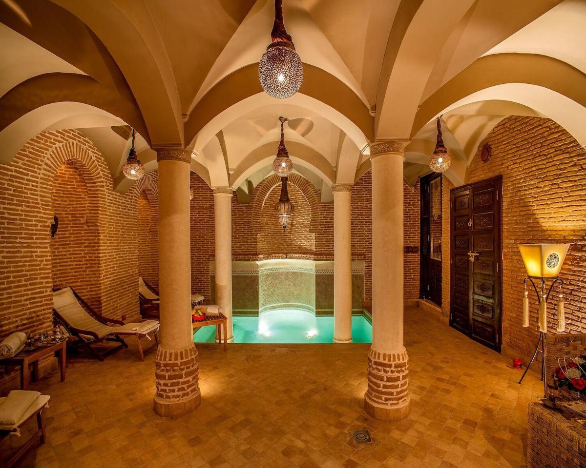 Riad Omri - Housity