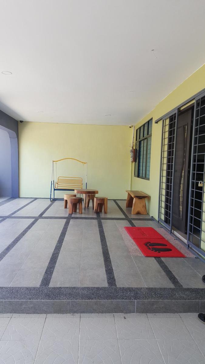 Ellis Lot 310 - Housity
