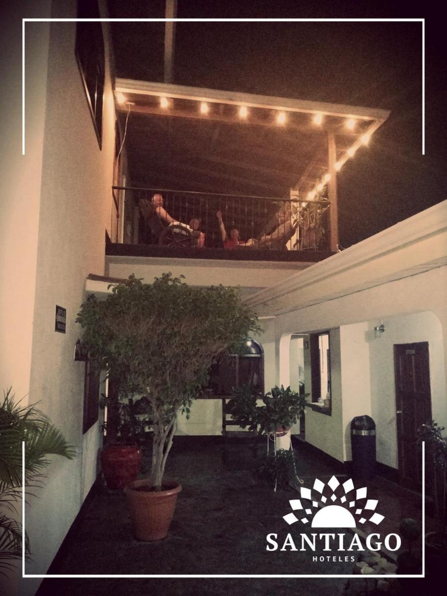 Hostal Santiago de Los Caballeros - Housity