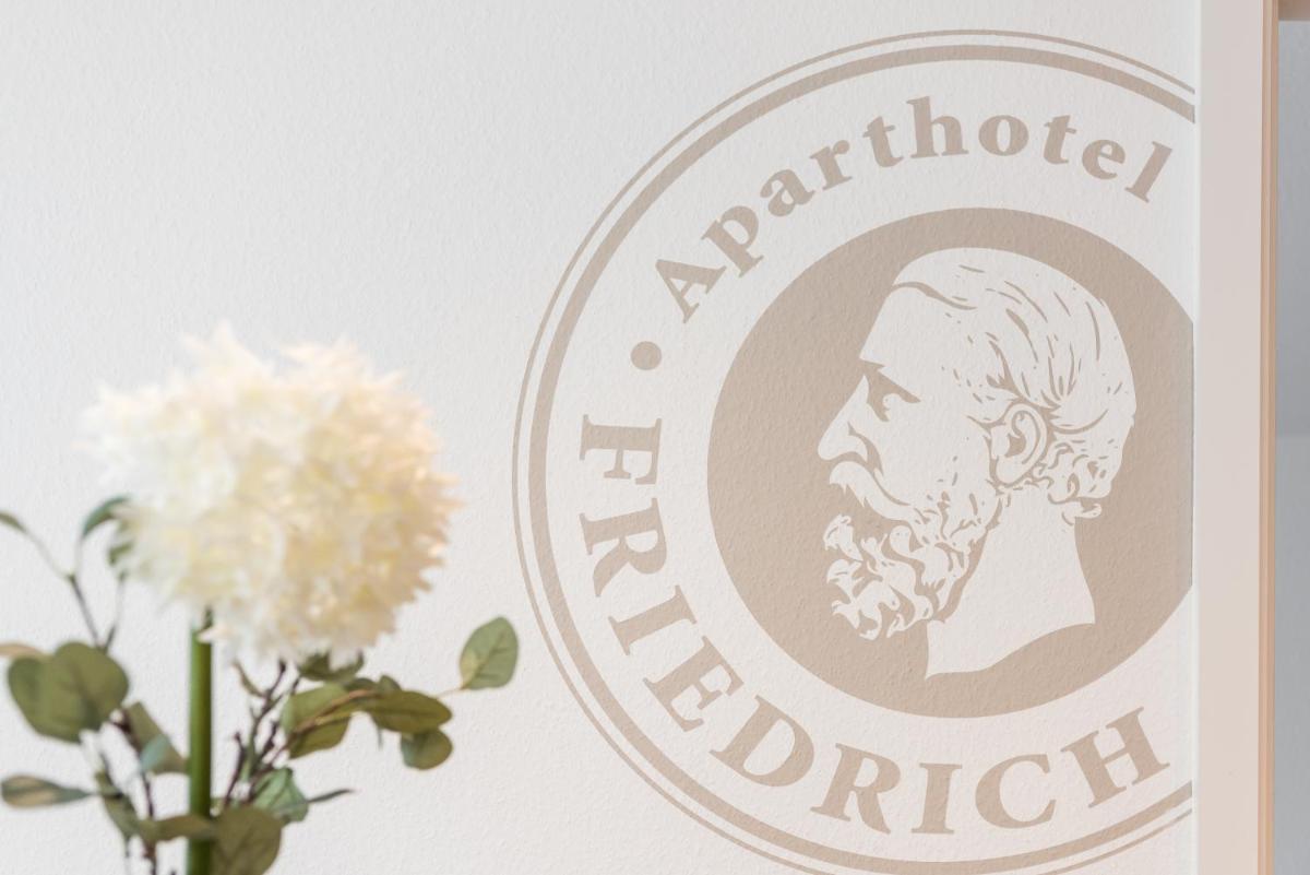 Ein Zertifikat, Auszeichnung, Logo oder anderes Dokument, das in der Unterkunft Friedrich Boutique-Apartments ausgestellt ist
