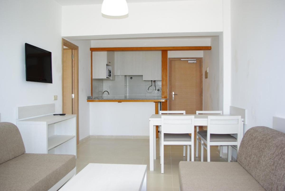 Apartamentos Embat - Housity