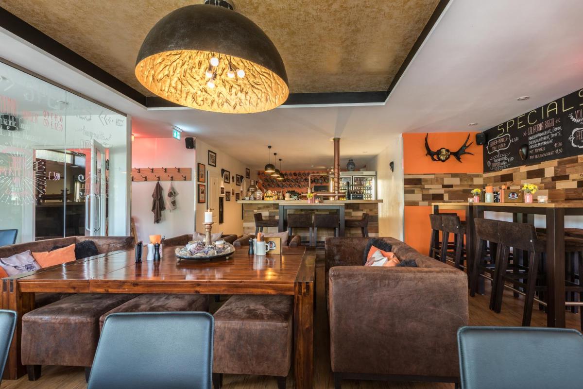 Engel Hotel Grill Bar - Housity