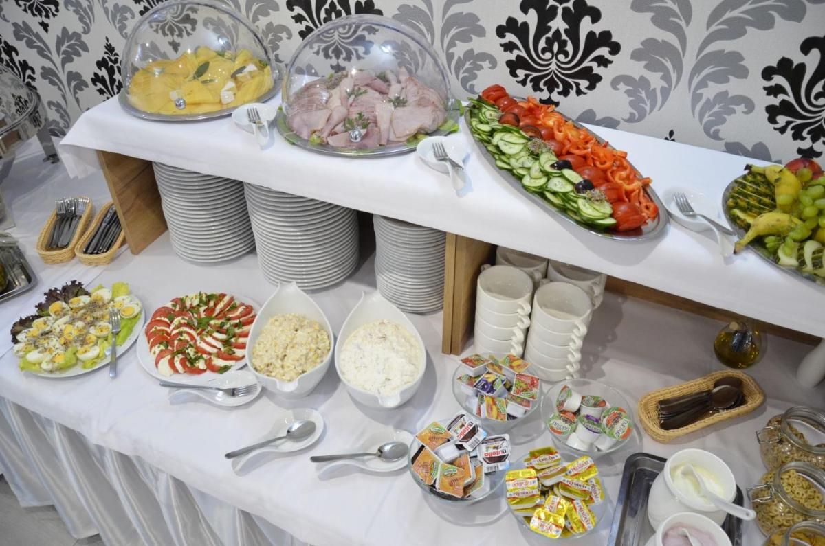 Hotel Roztocze - Housity