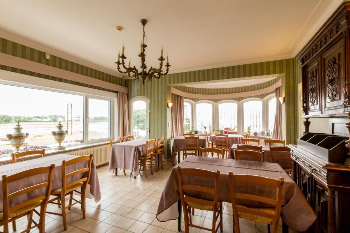 Arconaty Hotel - Housity