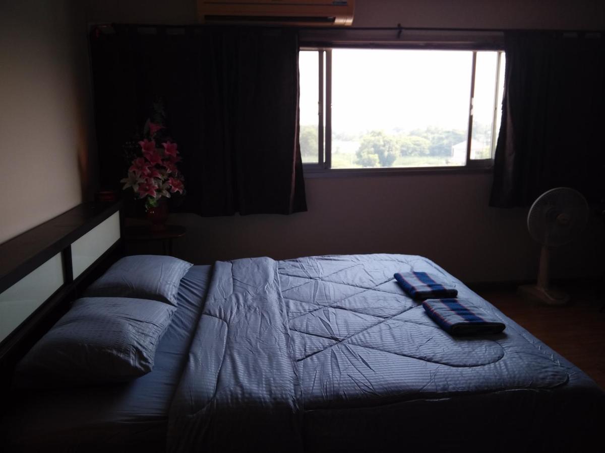Renovate Room Near Impact - Housity