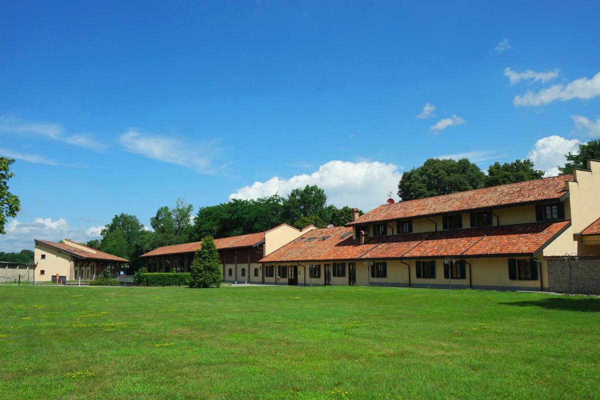 Country Hotel Castelbarco - Housity