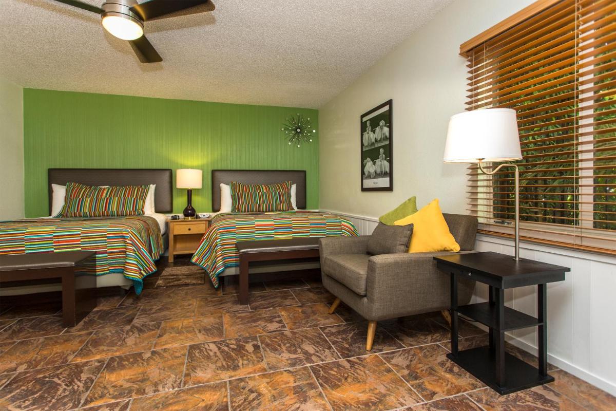 Desert Riviera Hotel - A Town & Desert Boutique Hotel - Housity