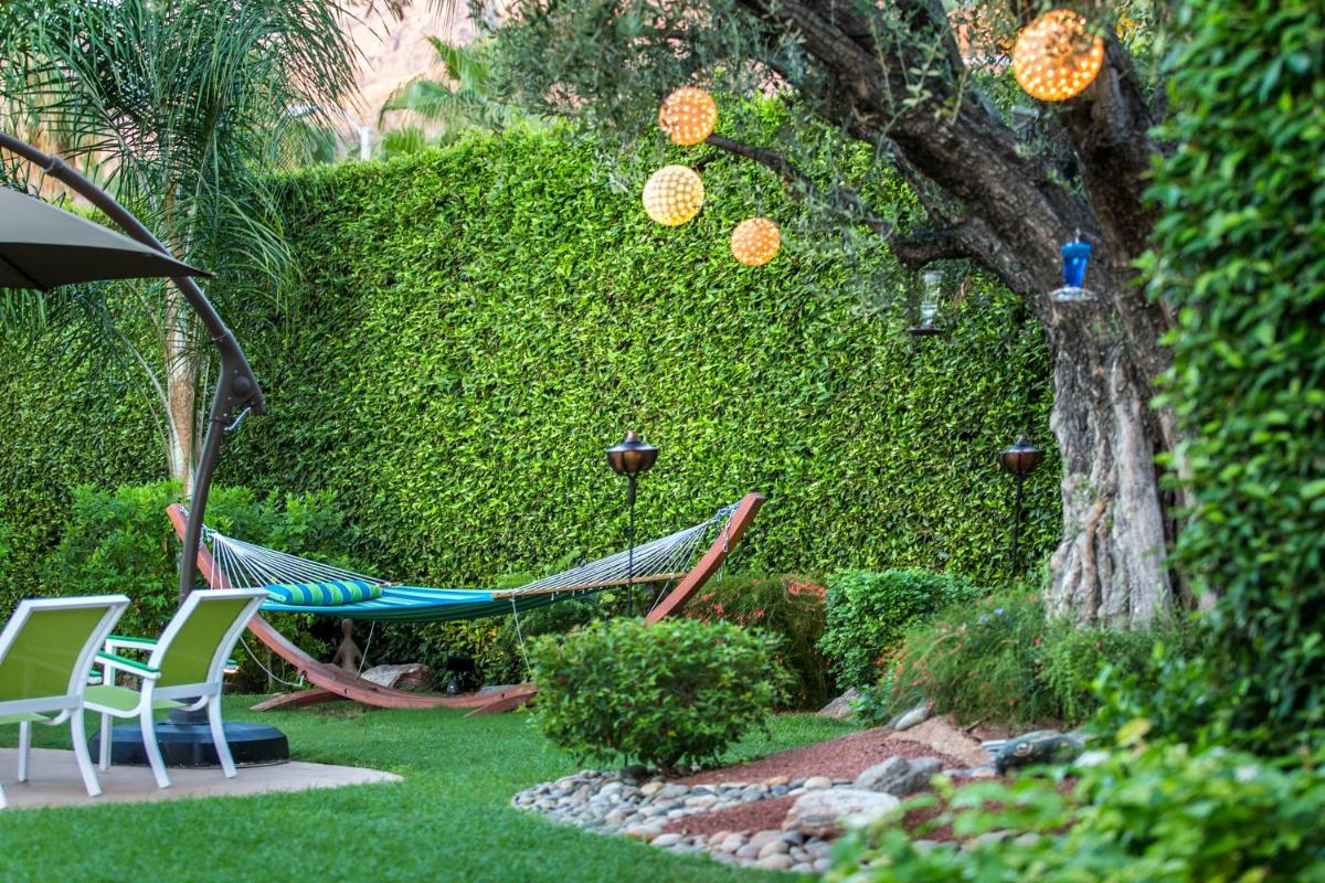 Desert Riviera Hotel - A Town & Desert Boutique Hotel - Housity