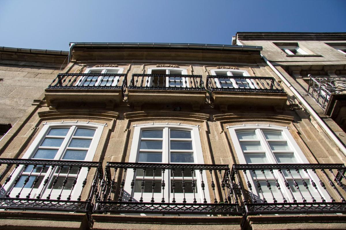 Hostel Cross - Housity
