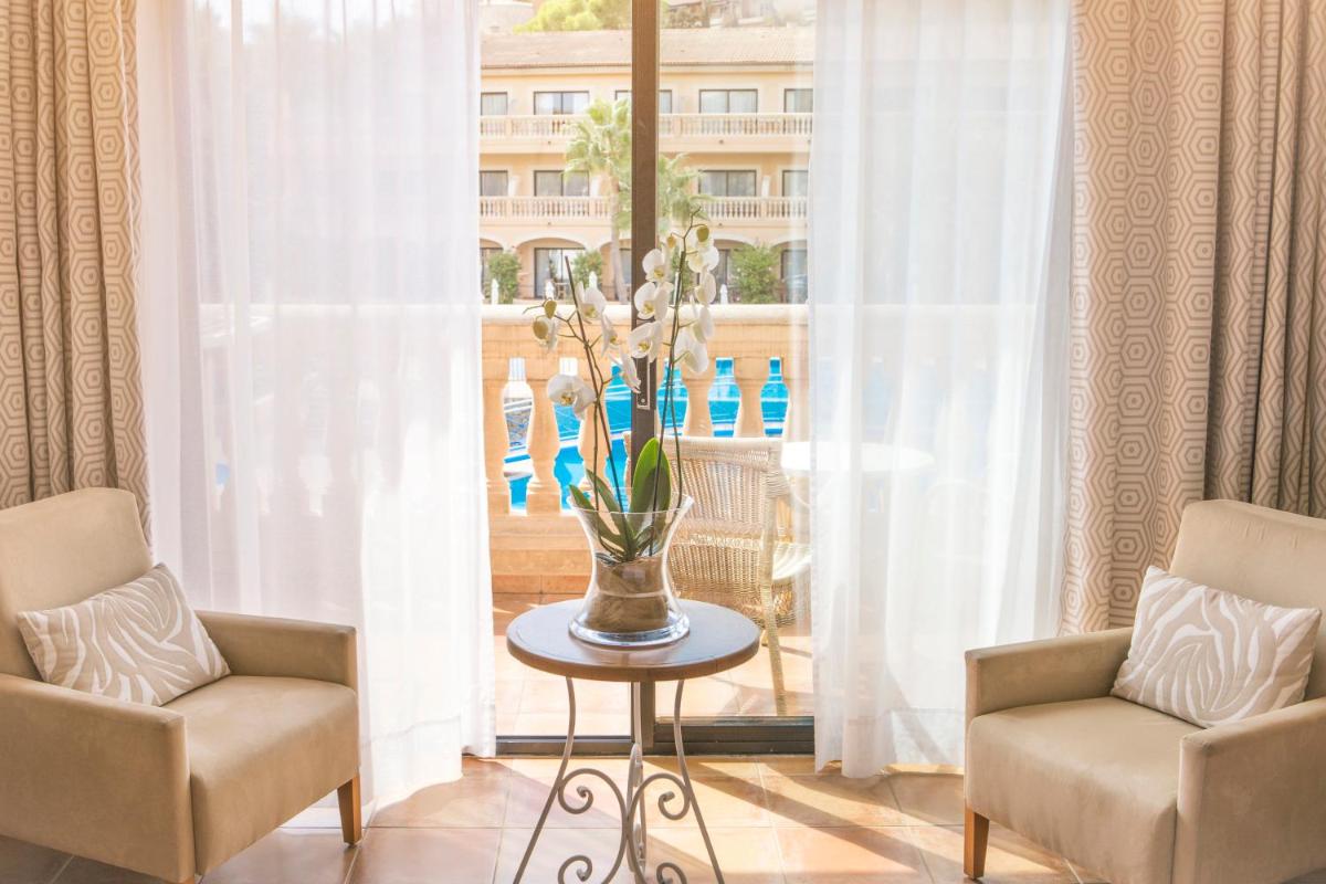 Zona de estar de Mon Port Hotel & Spa