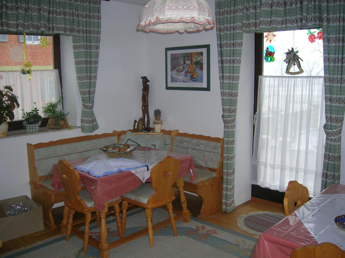 Gästehaus Schleich - Housity