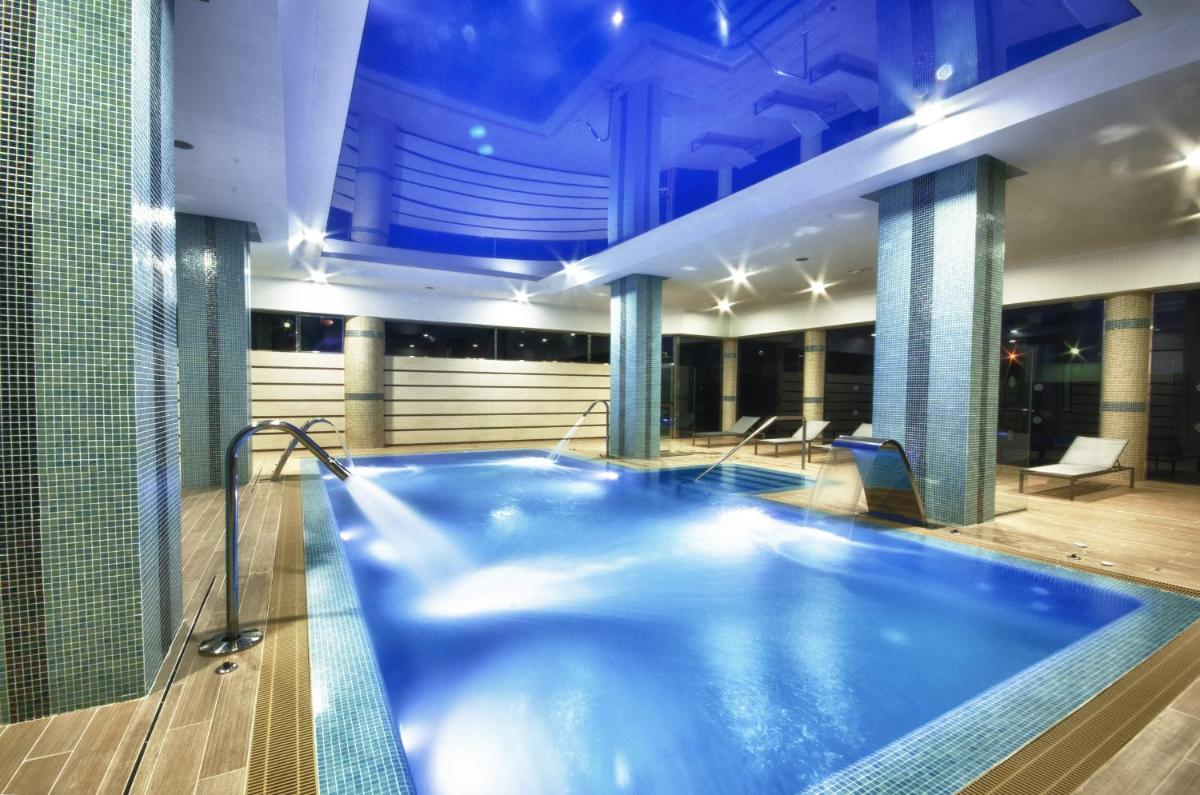 Piscina en o cerca de Hotel Puerto Bahía & Spa