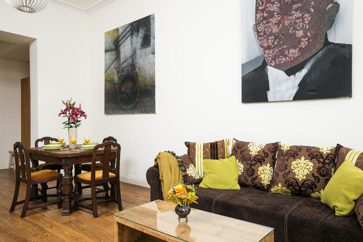 Old Town Brigue Apartment by Otium - Housity