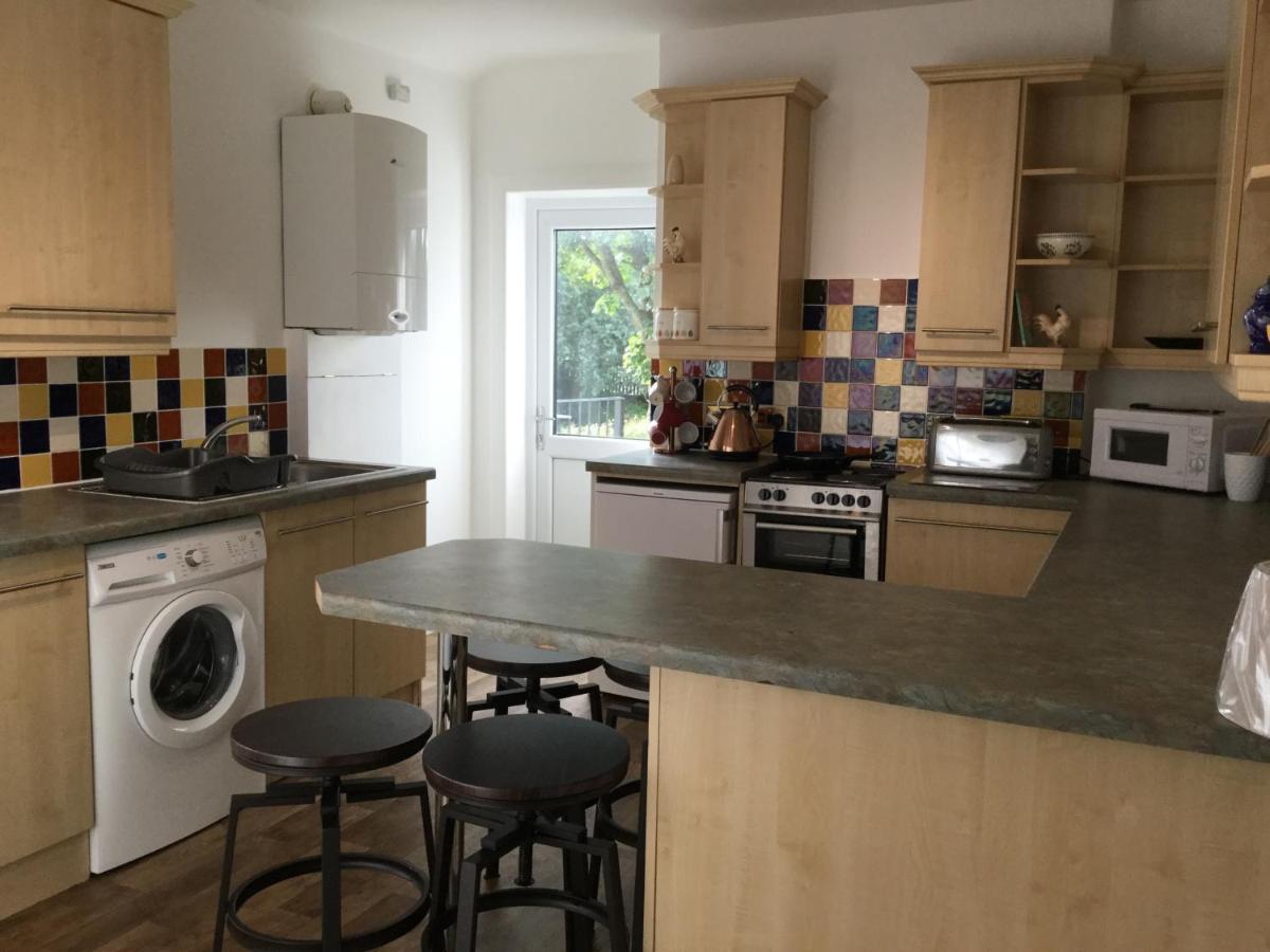 In House Garden Flat - Housity