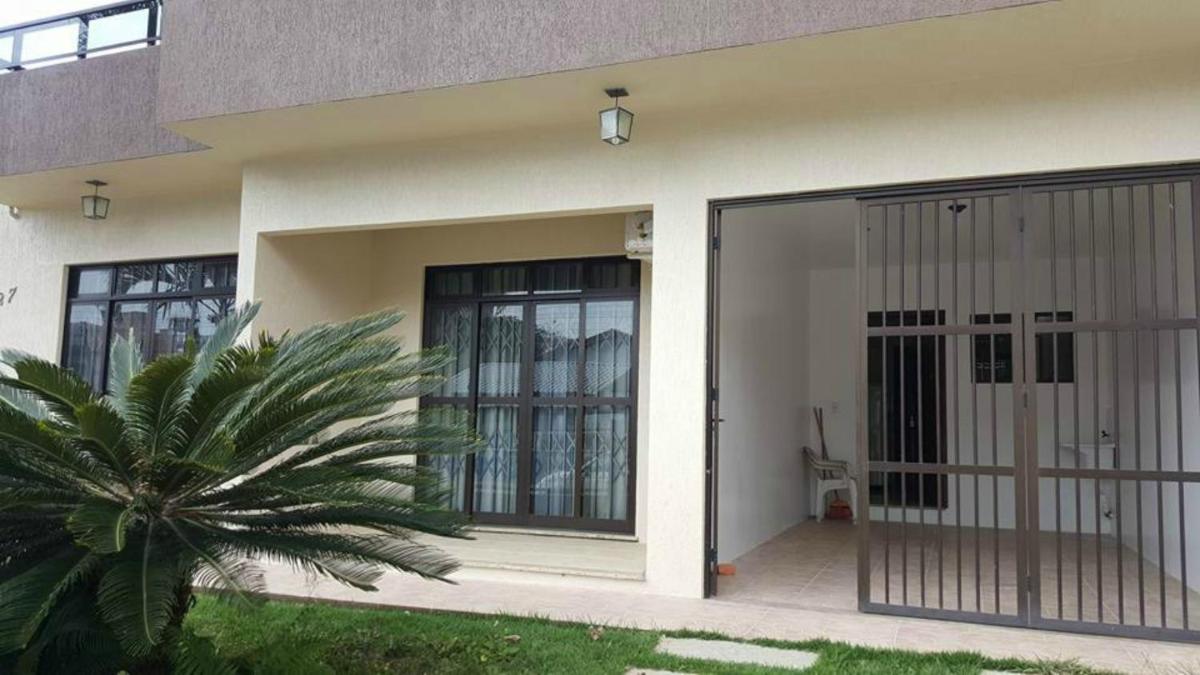 Bombinhas Brasil Residence II Guest House no Centro - Housity
