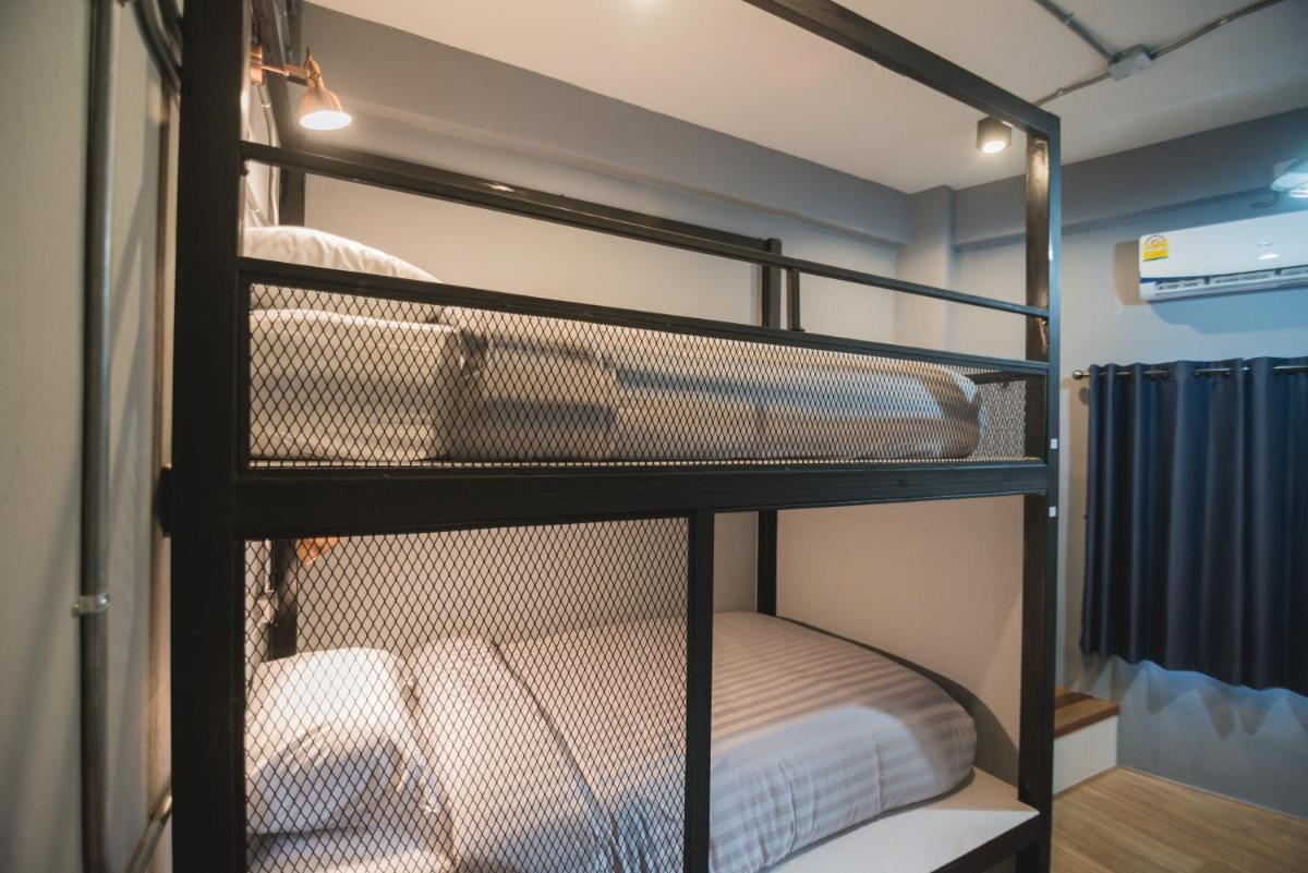 Chernchan Hostel - Housity