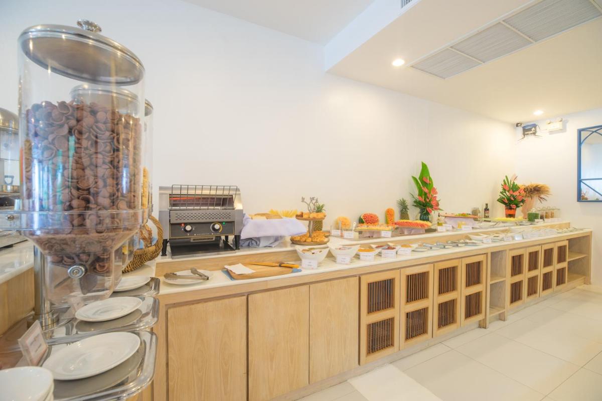 Ocean Breeze Resort Khaolak - Housity