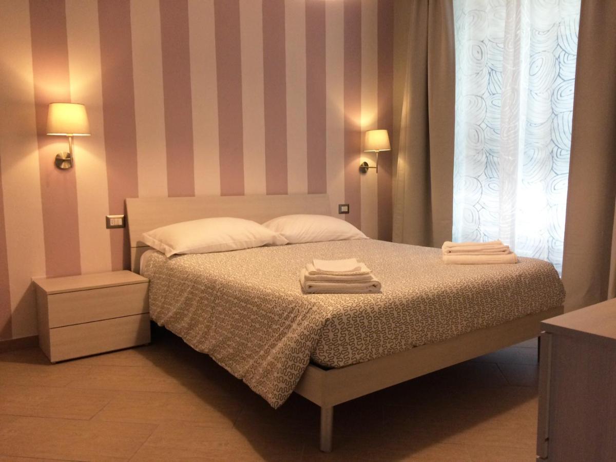 Le terme a due passi - Housity
