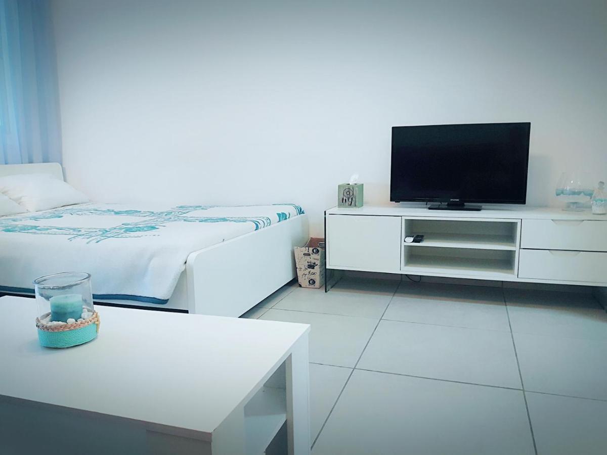 Suitetrails - Billis Beach Apartment