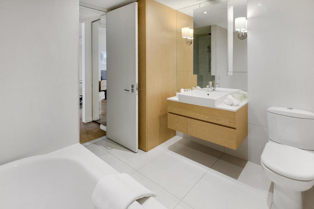 Edgewater 108 - Housity