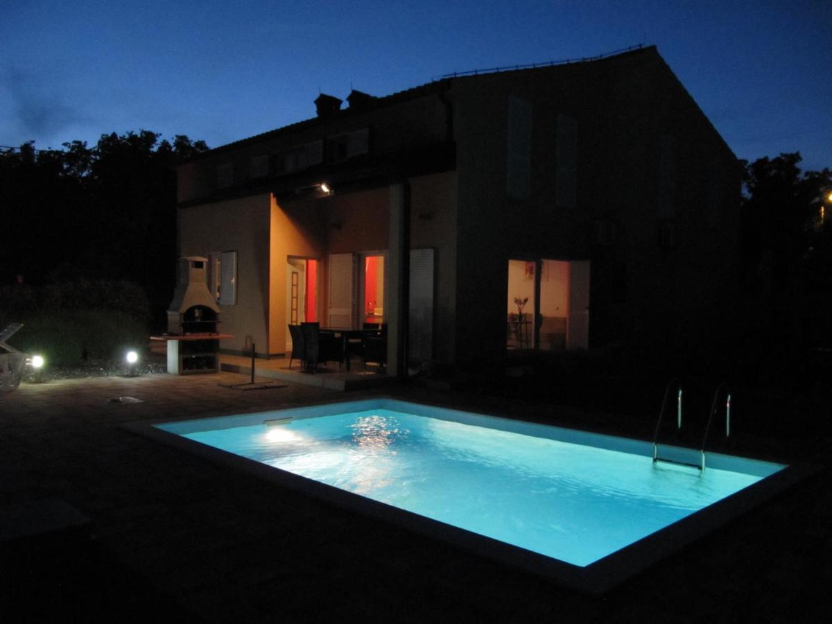 Villa Kras - Housity