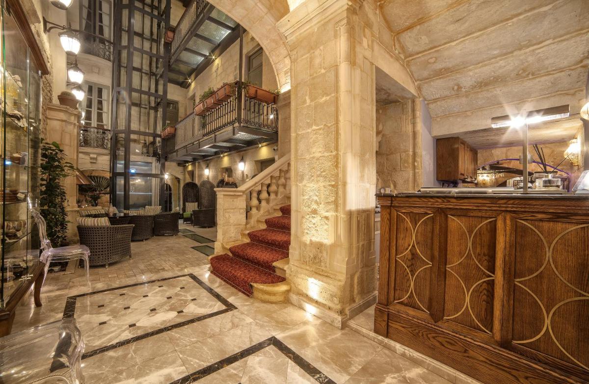 Palazzo Consiglia - IK Collection - Housity
