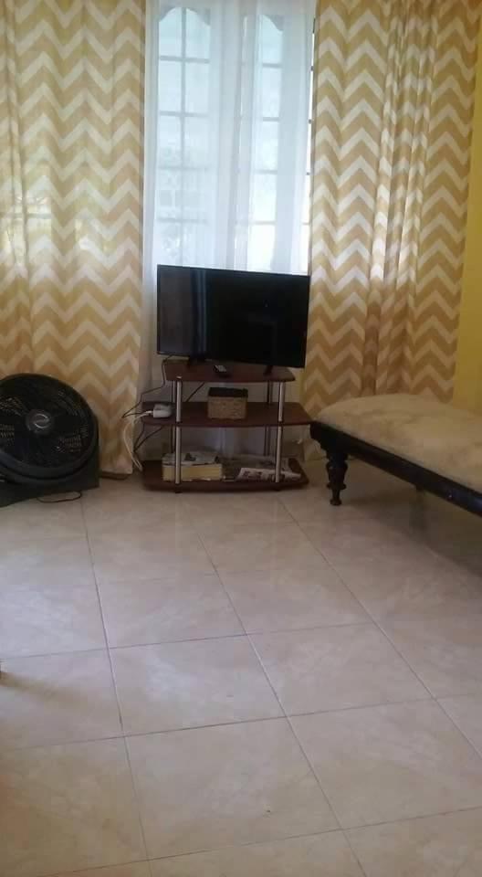 Robby's Place - Housity