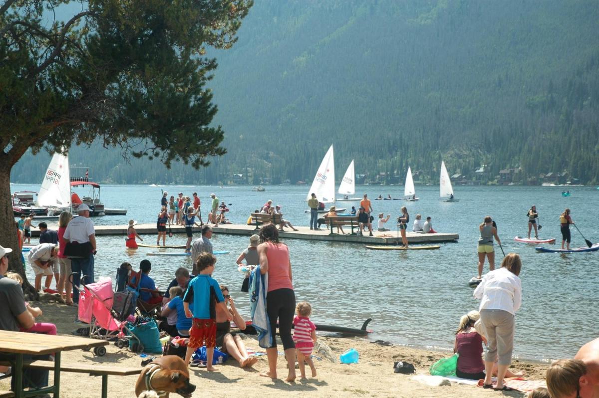 Western Riviera Lakeside Lodging - Housity