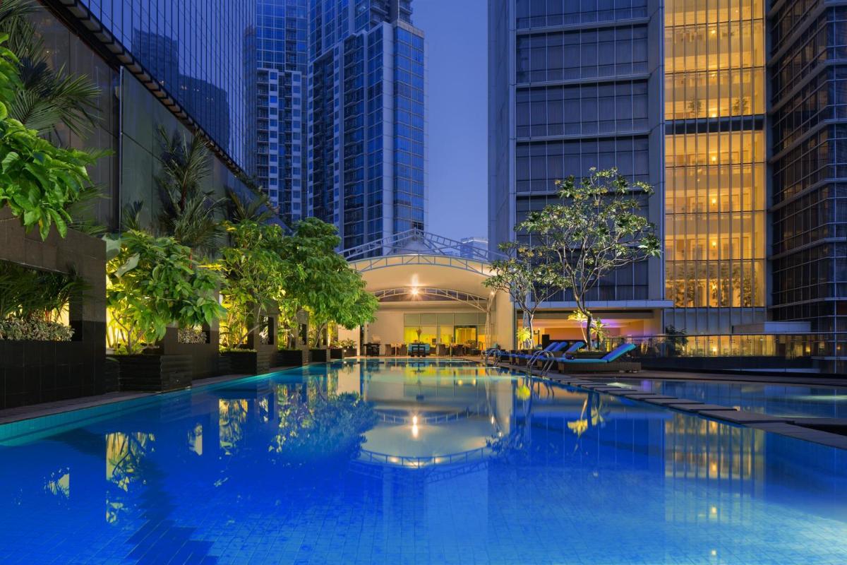 Oakwood Premier Cozmo Jakarta - Housity