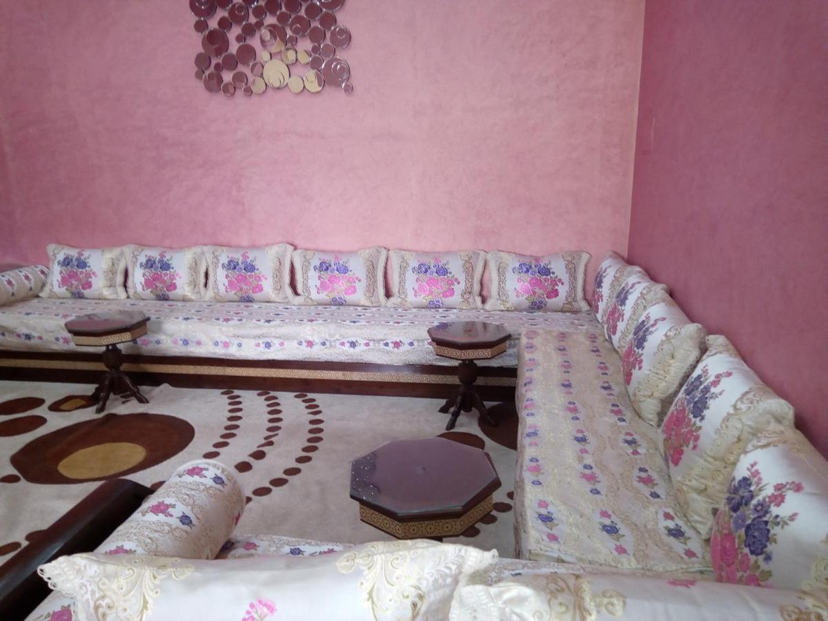 Hotel Café Restaurant Assaka - Housity