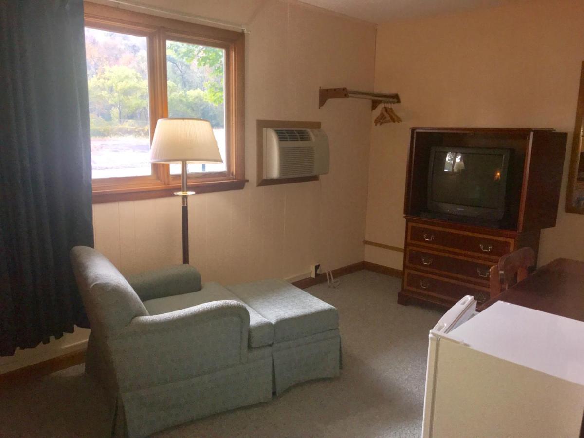 Economy Inn Alfred Station - Housity
