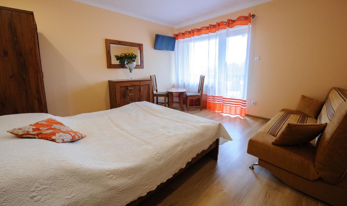 Pokoje i apartamenty IWONA - Housity