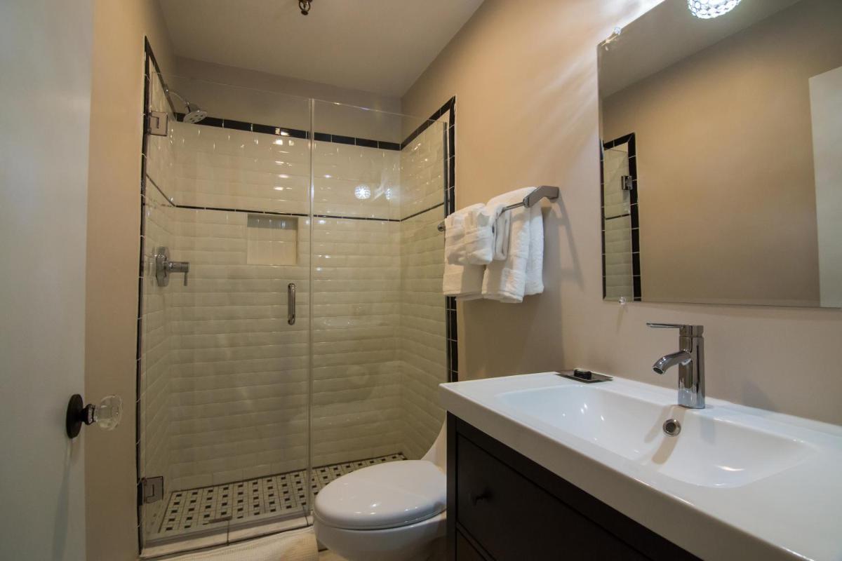 The Sherman Inn - Housity