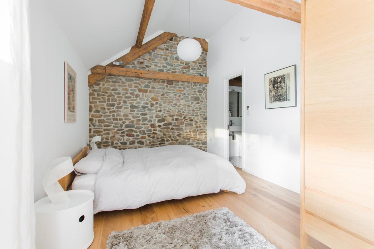 Owl Barn at Penygaer Great views of Brecon Beacons - Housity