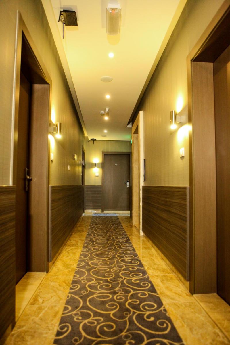Almond Hotel Apartments - Housity