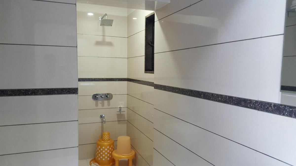 Hotel The Furat Inn - Housity