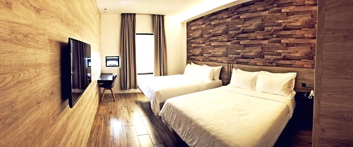 Hotel Legend Boutique - Housity
