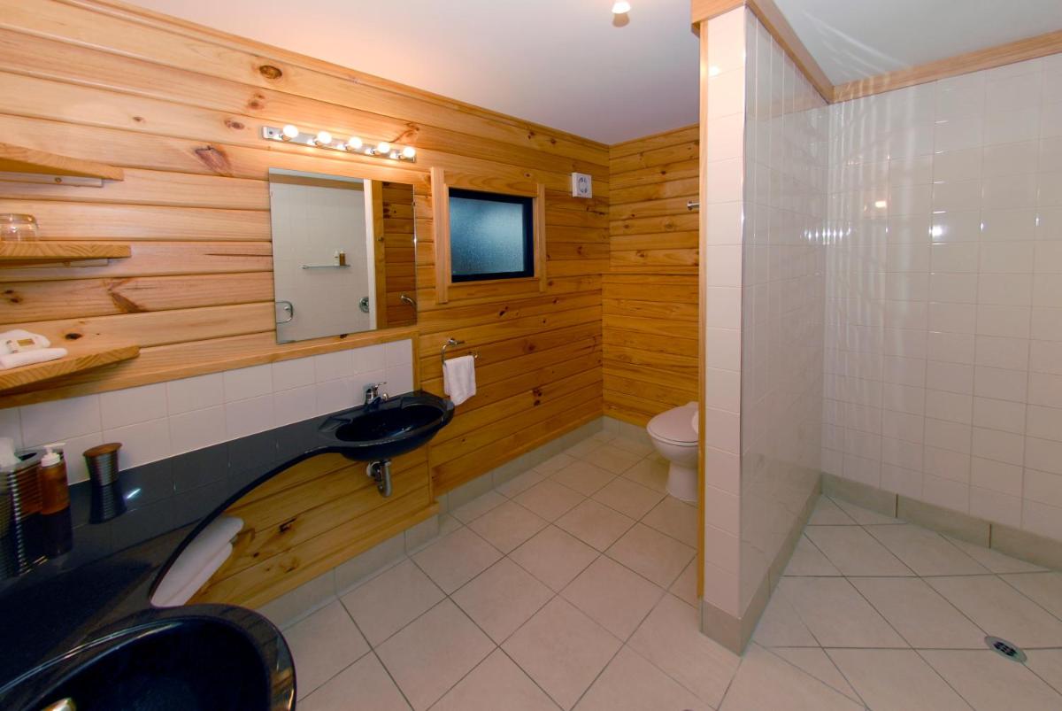 Westwood Lodge - Housity