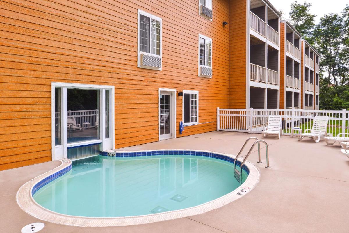 Best Western Galena Inn & Suites - Housity