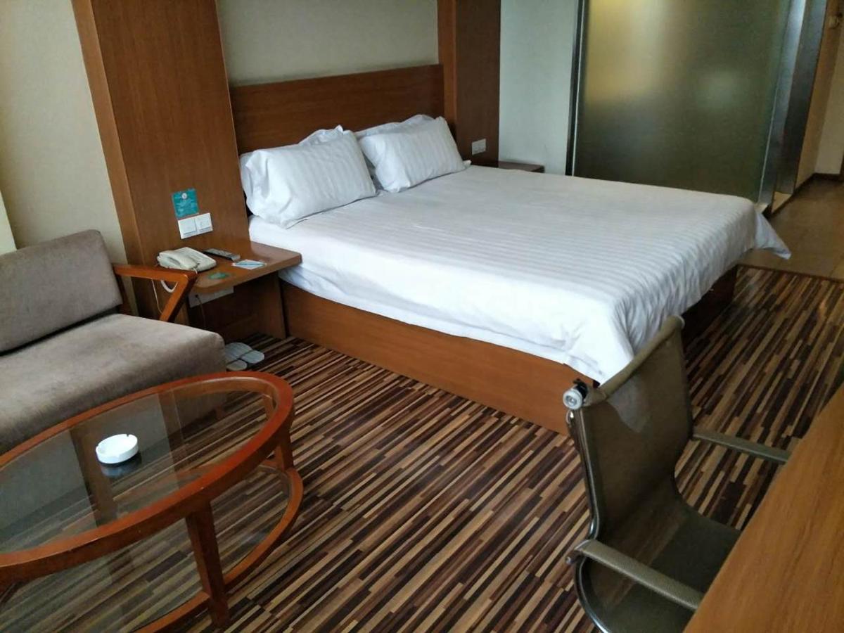 Goldmet Inn Taiyuan Dananamen - Housity