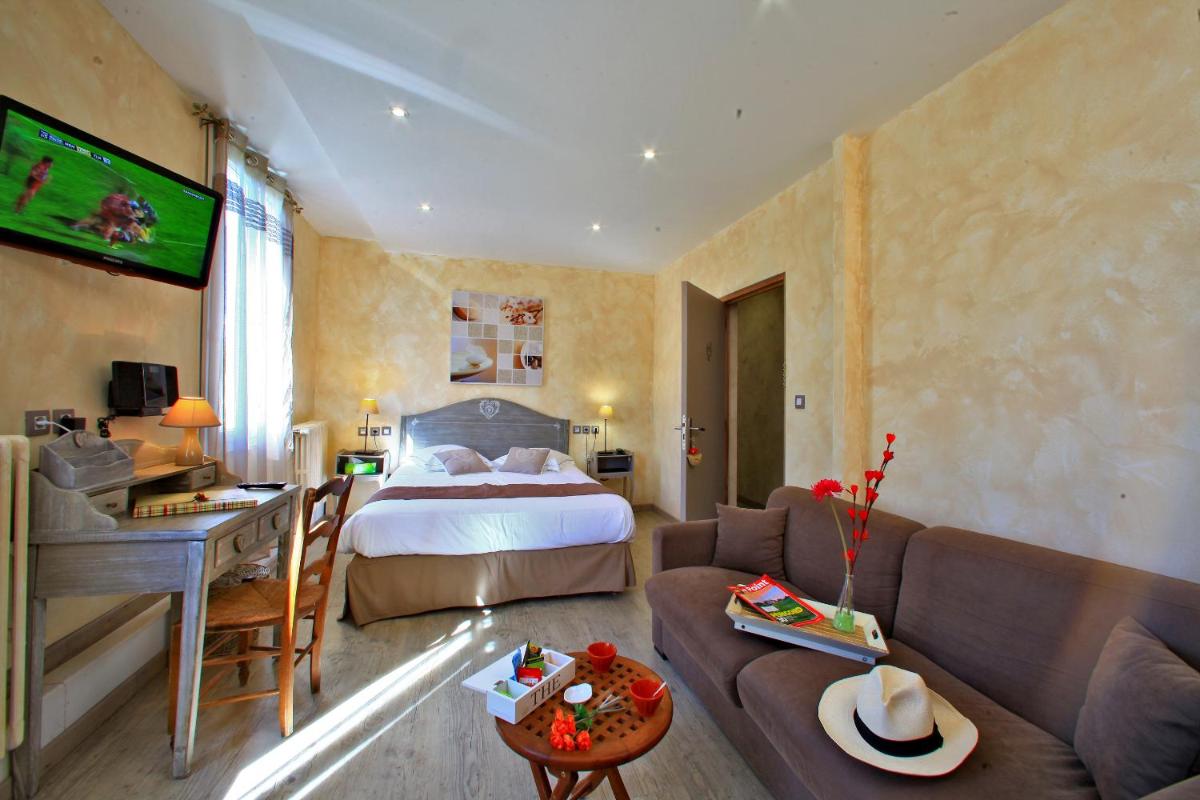 Logis Hôtel Restaurant Le Lascaux - Housity