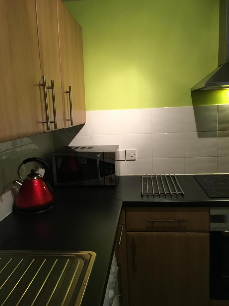 Goldenacre Private Room (Homestay) - Housity