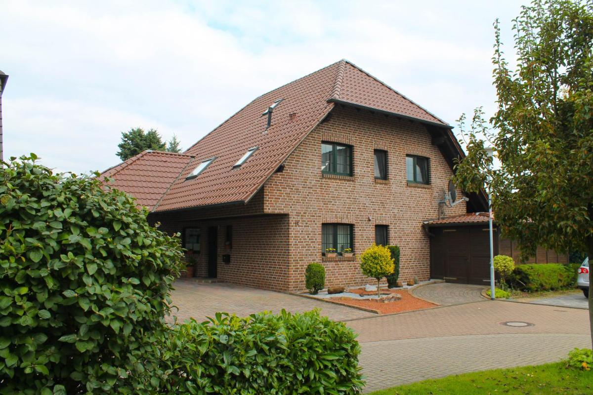 Privatzimmer Lüttingen mit Fahrradgarage - Housity
