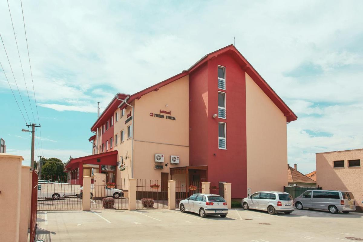 Penzion Hviezda - Housity