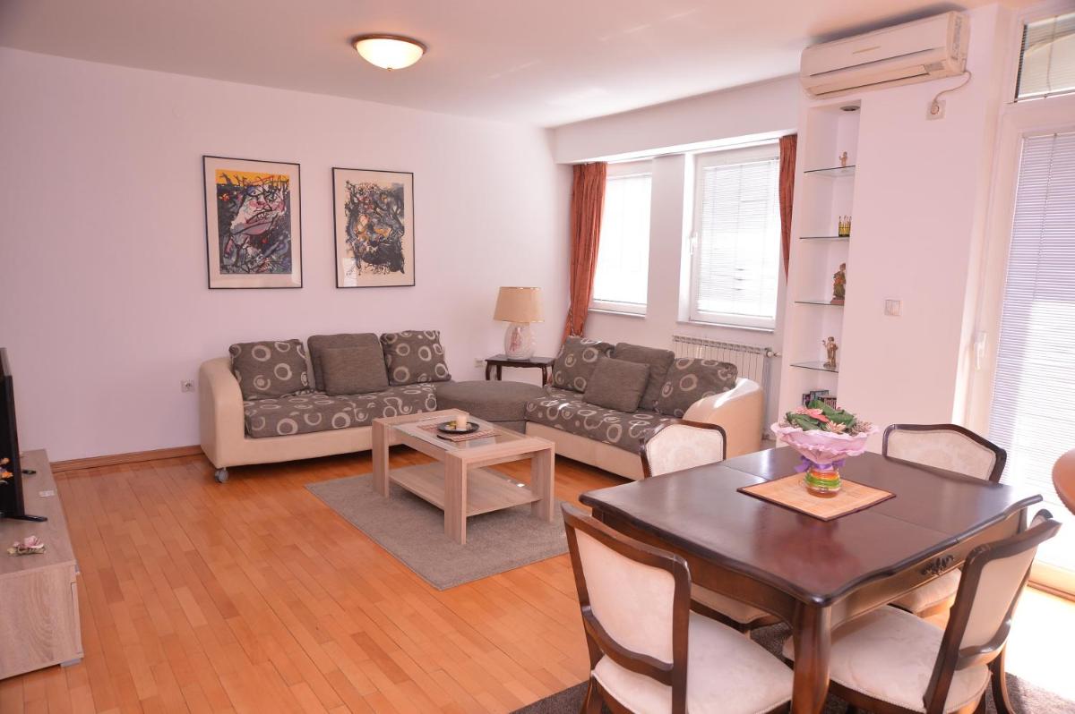 Exclusive Central Apartments - Housity