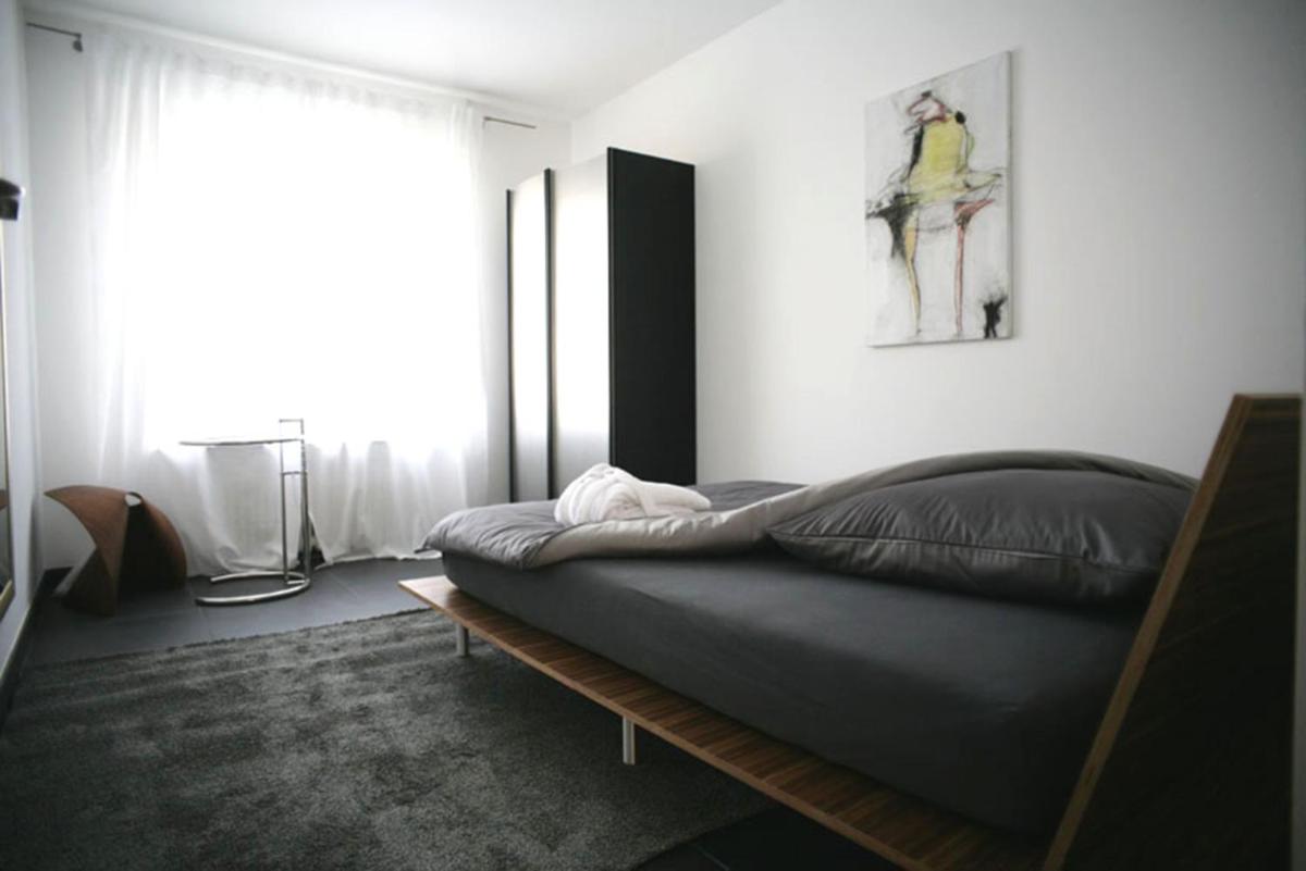 MOZART42 - Housity