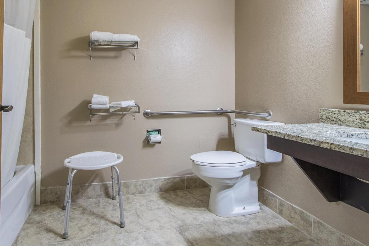 GreenRidge Hotel - Housity