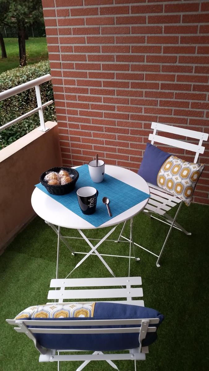 Appartement Contemporain proche Météo, Basso Cambo, EDF, Airbus & Thales - Housity