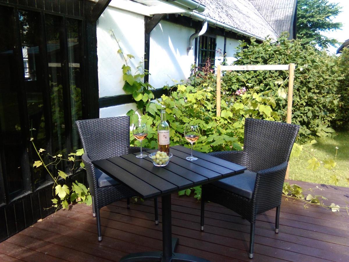 Dåstrup Bed & Breakfast - Housity